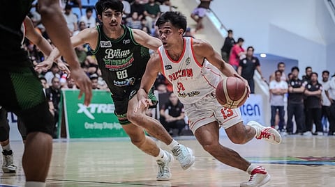 Quezon moves closer to finals