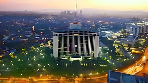 MERALCO said the decline in electricity rates this month is due mainly to a drop in power transmission and generation charges. Said Meralco vice president and head of Corporate Communications, Joe R. Zaldarriaga, ‘With the holiday season approaching, we hope this rate adjustment gives much-needed relief for our customers.’