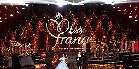 Beauty contestants expelled for insulting semifinalists