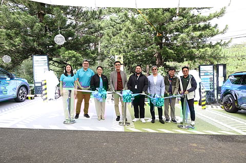 The Bases Conversion and Development Authority (BCDA) and the John Hay Management Corporation (JHMC) have tapped ACMobility in the establishment of three charging hubs within the Camp John Hay areas to support sustainable tourism in Baguio and expand ACMobility’s nationwide charging network.