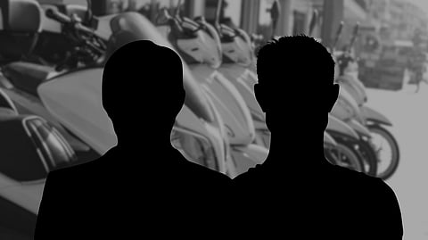 Suspects tried to steal a QCPD's motorcycle in Cubao early Saturday morning