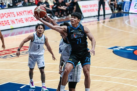 Bolts enter PBA quarterfinals