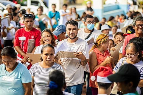 Aboitiz Foundation provides home recovery assistance to 285 families in Liloan, Cebu, whose homes were totally damaged by Typhoon Tino, helping them begin rebuilding this Christmas season.