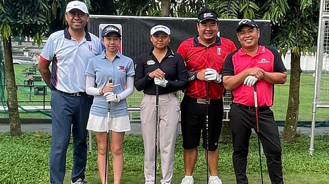 NATIONAL team member Rianne Malixi (center) shows full support to the program of the Junior Golf Foundation of the Philippines as she graces the Parent and Child Tournament and hits the ceremonial tee. With her are (from left) JGFP director and CAGC junior golf chief Ely Saludar, national team member Nicole Gan, JGFP president Oliver Gan and Mike Lim.