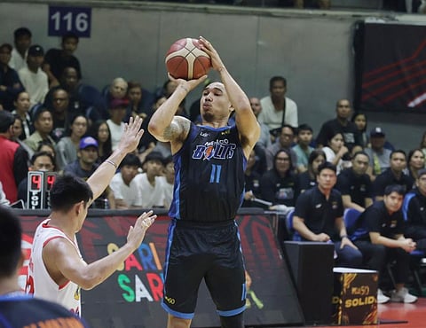 Chris Newsome fires up Meralco to a 98-89 win over Rain or Shine to secure a semifinals seat in the PBA Season 50 Philippine Cup.