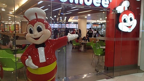 Jollibee spins off global arm, eyes U.S. listing