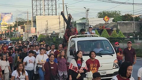 AROUND 200 devotees joined the two-hour procession in Matina, carrying the replica of the Poong Nazareno through Barangay Matina Crossing to Matina Aplaya and back.