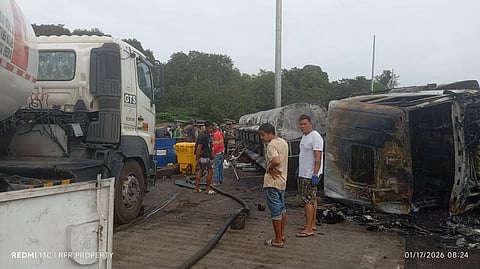 A woman died while four others were injured after a tanker collided with a car along Roman Highway in Barangay Puting Buhangin, Orion, Bataan, on 16 January 2026.