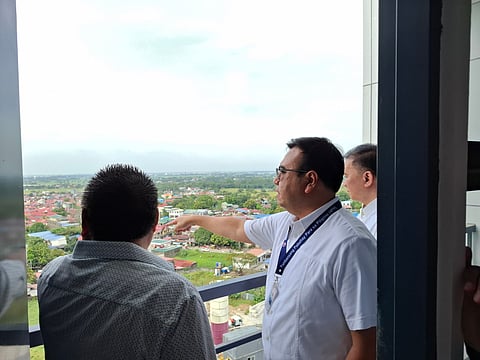 DHSUD, Pag-IBIG inaugurate Bulacan condo project