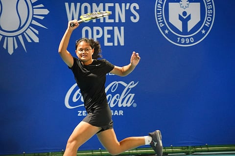 Emana falls vs Russian foe