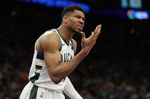 Warriors, Knicks favored to land Giannis