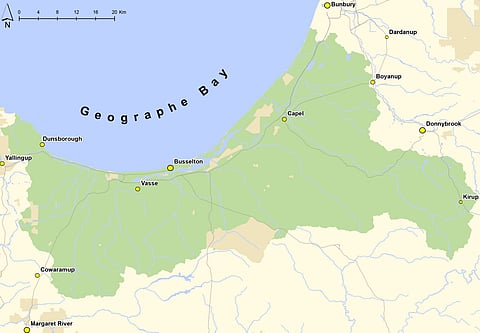 13-year-old swims for hours to save mother, brother and sister