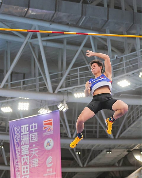 Obiena clinches Asian Indoor gold