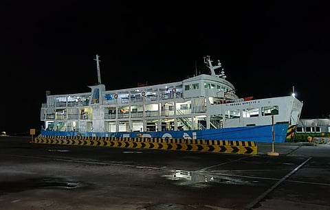 Decomposed bodies from sunken Basilan ship buried