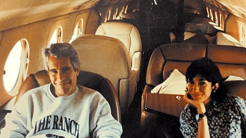 U.S. lawmakers reviewing unredacted Epstein files