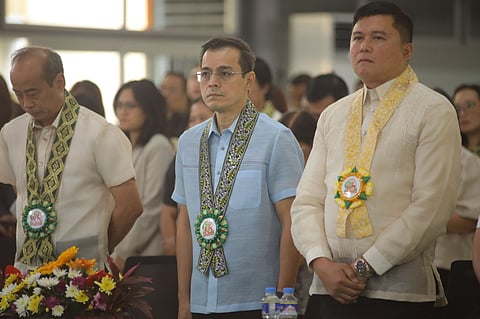 Manila Mayor Isko Moreno at center
