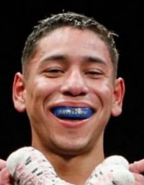 Gustavo Perez of Mexico challenges Filipino IBF champion Pedro Taduran on 3 April at Pechanga Casino and Resort in Southern California.