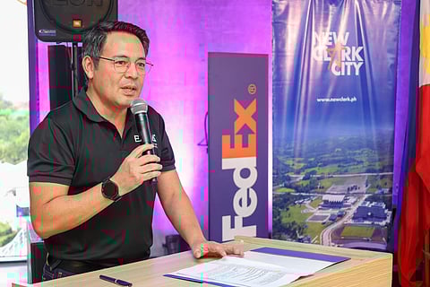 BCDA CHAMPIONS SPORTS DEVELOPMENT. BCDA Vice President for Investment Promotions and Marketing Kenneth Peralta