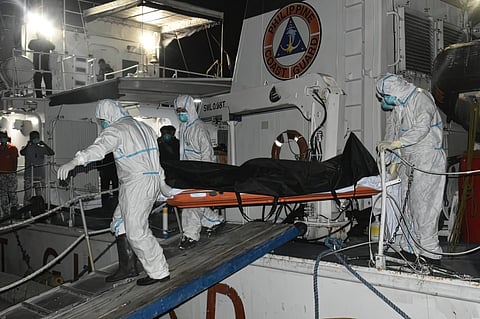 PHILIPPINE Coast Guard technical divers recover four cadavers during underwater operations in connection with the MV Trisha Kerstin 3 maritime incident. The total number of fatalities has increased to 62, with 293 survivors and 17 individuals remain missing.