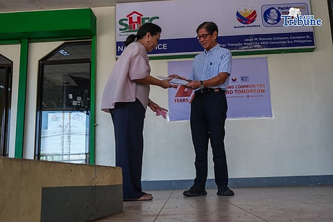 Marcos in Naga: ‘Serbisyo Muna Bago Politika’