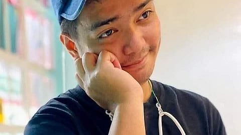 DAHIL sa kanyang pagpatol sa mga bading, inakala ni Alvin Aragon na bading na rin siya.