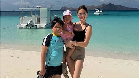 Ellen Adarna with her beautiful kids.