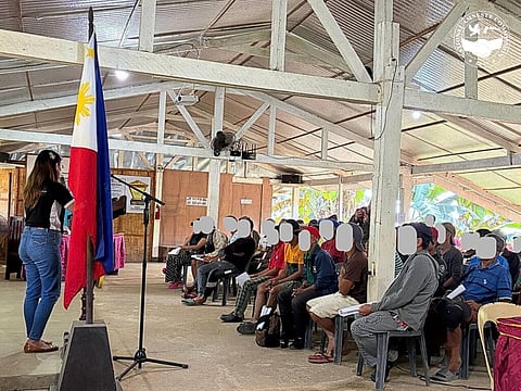 Amnesty applications hit 11,818 nationwide