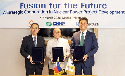 STRENGTHENING COOPERATION FOR PH NUCLEAR ENERGY TRANSITION. The Manila Electric Company (Meralco) has signed a memorandum of understanding with Korea Hydro & Nuclear Power (KHNP) and the ExportImport Bank of Korea (KEXIM) to strengthen nuclear energy initiatives in the Philippines. Present during the signing ceremony held at the Philippines-Korea Business Forum on March 4, 2026 in Pasay City were (L-R) KEXIM Chairman and Chief Executive Officer (CEO) Kiyeon Hwang, Meralco Chairman and CEO Manuel V. Pangilinan, and KHNP CEO
Dae Wook Chun