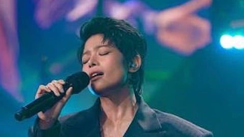 Gigi de Lana collapsed onstage during a provincial performance