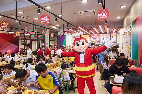 JOLLIBEE attributed its stellar performance to the dedication of its teams and the continued trust of its customers. ‘Our strong fourth quarter sales momentum translated into an even more meaningful expansion in operating income, which grew by 41.9 percent for the quarter — marking our strongest fourth-quarter operating performance in JFC’s history,’ said Ernesto Tanmantiong, JFC chief executive officer.
