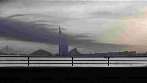 Dalawang Pilipino, arestado dahil sa online post ng pag-atake sa Middle East