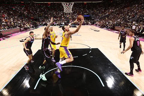 Wembanyama lifts playoff-bound Spurs, Doncic and James fuel Lakers