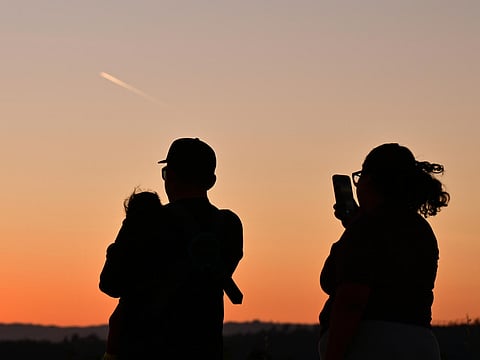 Record-breaking heat wave grips western U.S.