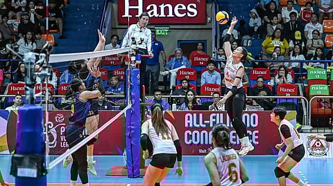 TIN Tiamzon and Cignal go for the No. 1 spot when it battles Creamline on Saturday in the PVL All-Filipino Conference at the FilOil EcoOil Centre.