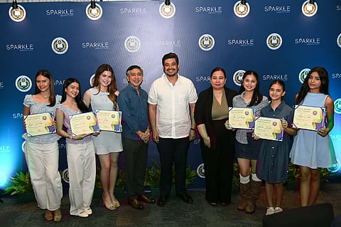 From Left to Right: Sparkle Artists Kayla Davies, Sabrina Cuervo, Lauren King with Sparkle GMA’s AVP of Talent Management Vic Del Rosario, President of ICC Marcelino Agana, Sparkle’s AVP of Talent Recruitment and Development Jenny Donato, and Sparkle Artists Aya Domingo, KzhoebeBaker, and Angel Cadao.