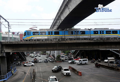 (March 24 2026) Metro Rail Transit (MRT-3) dalian train seen running on the train track in Quezon City, on Monday March 23 2026. The MRT-3 will suspend operations from April 2 (Holy Thursday) to April 5 (Easter Sunday), 2026, as it conducts its annual Holy Week maintenance activities, Trains will operate normally from March 30, 2026, to April 1, 2026, prior to the scheduled closure. Photo/Analy Labor