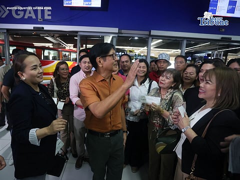 March 24 2026
Pres. Ferdinand Marcos Jr. oversees the distribution of a ₱10,000 fuel subsidy to transport operators at the Parañaque Integrated Terminal
Exchange (PITX) and inspect terminal operations on tuesday.