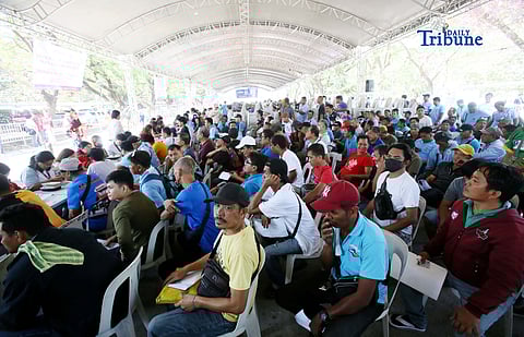 (March 25 2026) Department of Social Welfare and Development (DSWD) distributed ₱5,000 in cash assistance from the government as fuel prices rise, on Wednesday, March 25, 2026, in Quezon City Circle, to jeepney drivers, aimed to help affected drivers cope with higher fuel costs.