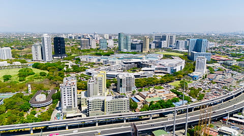 15-minute city gains ground amid fuel crisis