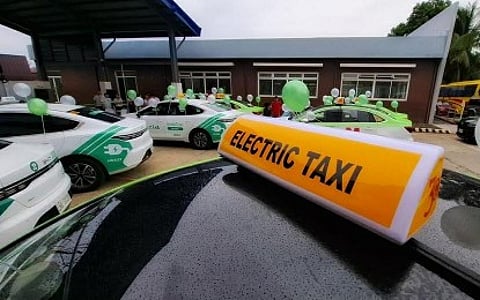 Duterte shifts to EV fleet