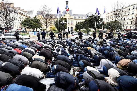 Paris bans Muslim gathering over security threats