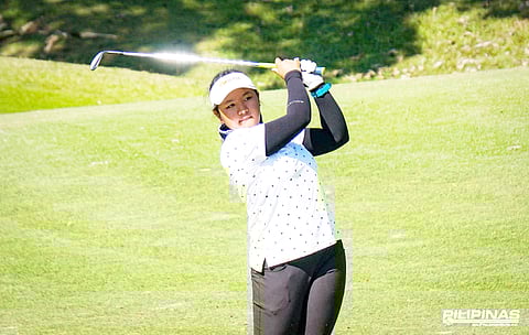 LISA Sarines suffers a late-round meltdown to finish with a 79 in the girls’ 15-18 division of the ICTSI Mount Malarayat Junior PGT Championship in Lipa City on Monday.