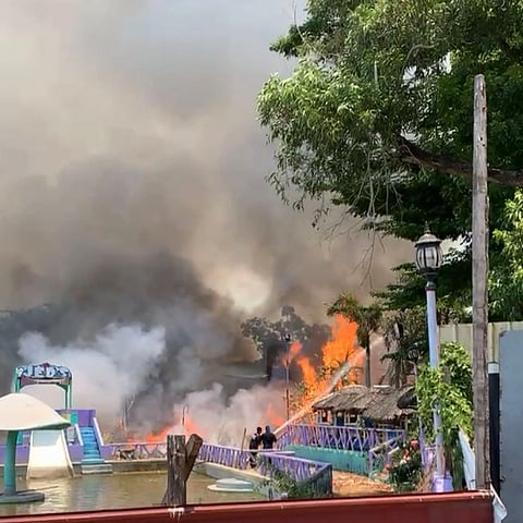 A fire broke out at a part of the renowned swimming pool Jed’s Island Resort in the town of Calumpit, Bulacan on April 13, 2026, causing massive smoke and extreme heat in the area.