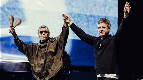 OASIS takes its place among the legends as part of the Rock & Roll Hall of Fame’s Class of 2026. The band is honored for its enduring influence and ‘reshaping’ of the rock genre.