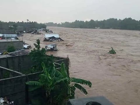 Floods kill at least 19