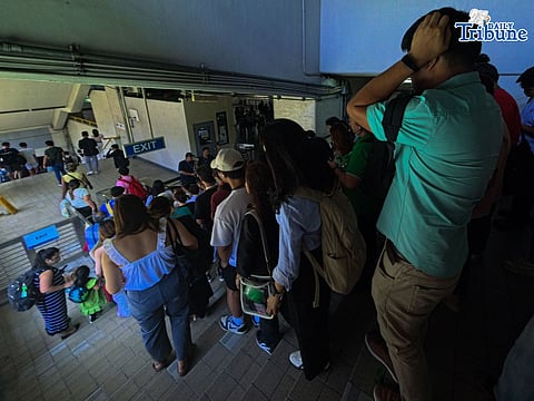 Passengers of Light Rail Transit-1 were forced to alight the train at Central Station after a technical fault temporarily halted operations of the railway from EDSA station to United Nations station this Thursday.