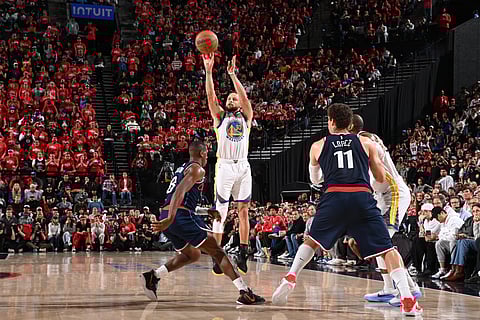 STEPHEN Curry shoots the go-ahead three-pointer in the final 50 seconds to lift the Golden State Warriors to a 126-121 win over the Los Angeles Clippers in the NBA play-in on Wednesday.