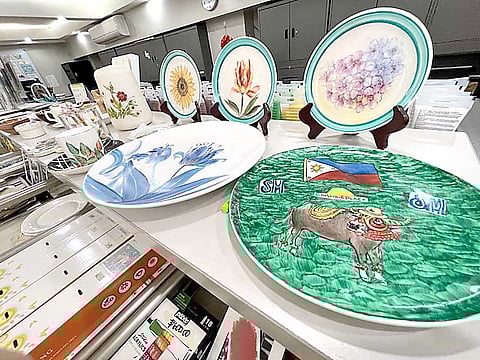 PORCELAIN painting by Sunshine Place members.