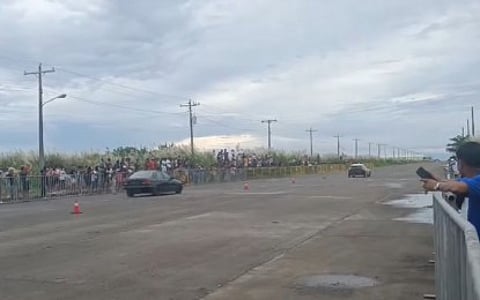 Alleged drag racers surrender following fatal highway crashes