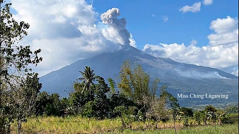 Volcanic Activity of Mt. Kanlaon in Negros Island, 25 April, 3:30 PM. Captured in Brgy. Guinpana-an, Moises Padilla, Negros Occidental.